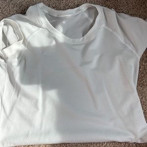 Lululemon swiftly tech